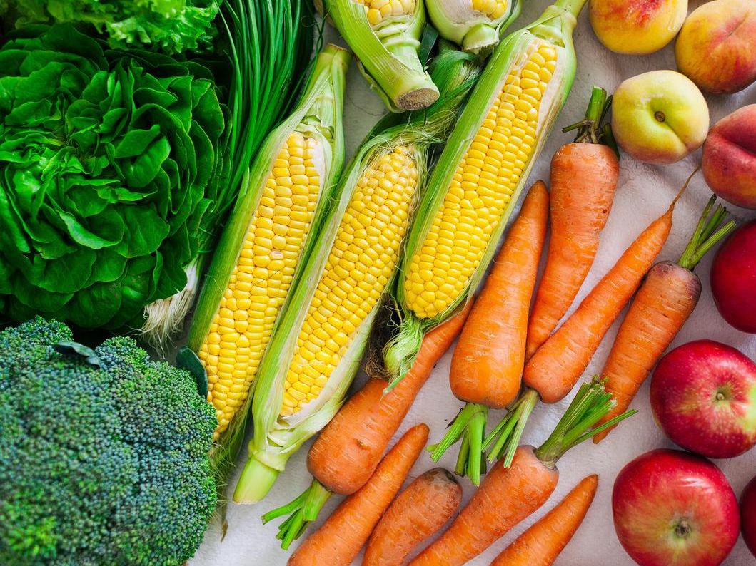 Darstellung von diversem Obst und Gemüse